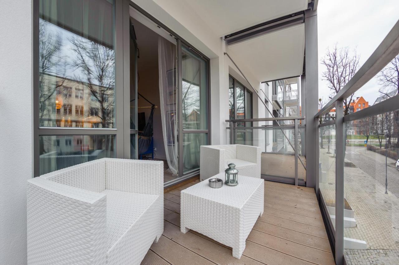Apartamenty Sun & Snow Riverfront غدانسك المظهر الخارجي الصورة