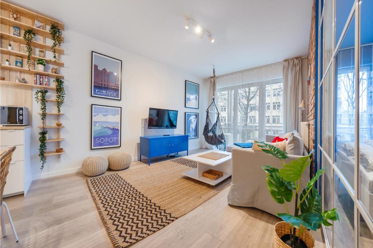 Apartamenty Sun & Snow Riverfront غدانسك المظهر الخارجي الصورة